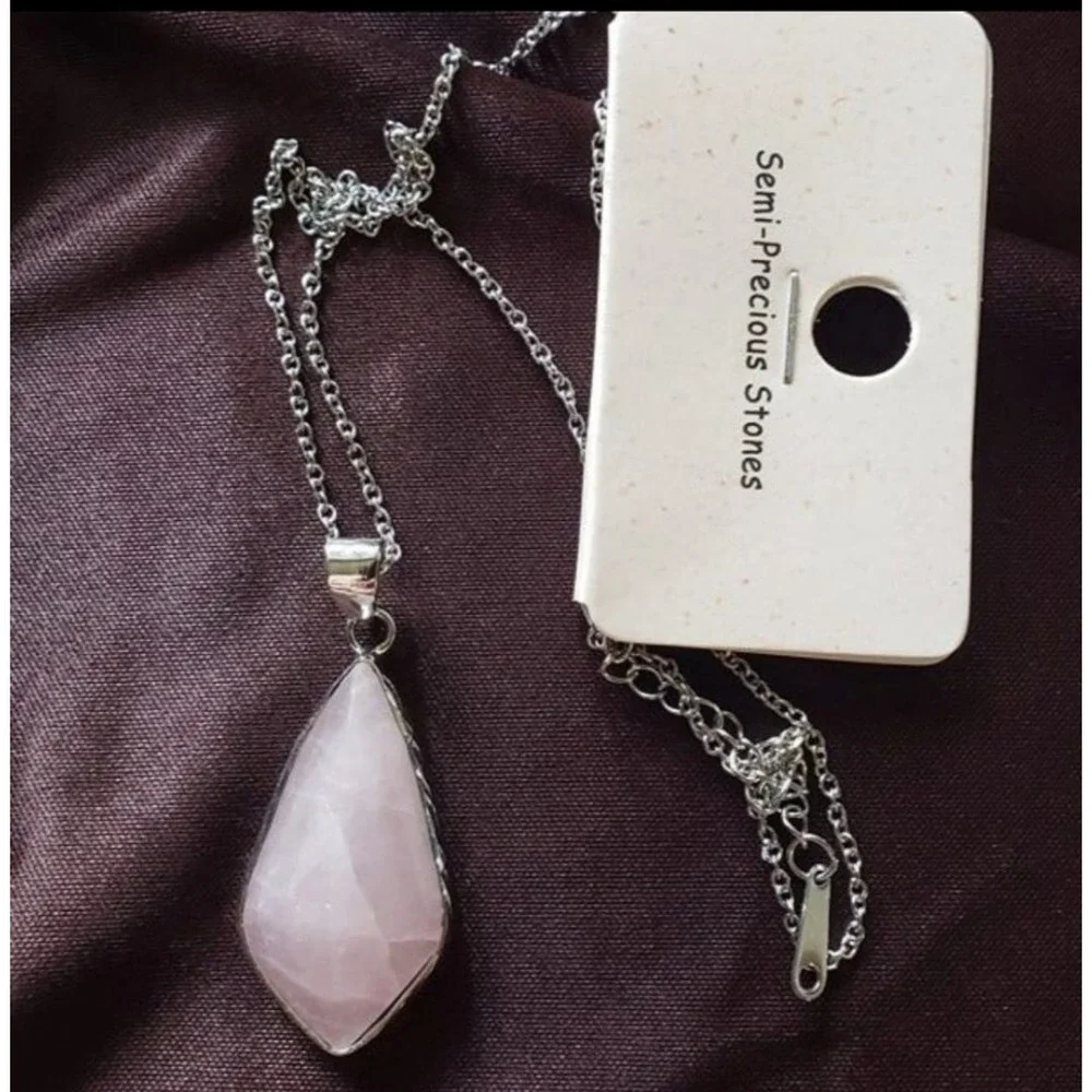Rose Quartz Stone Teardrop‎ Pendant Necklace - 18 inch SS Chain 1 1/8 inches NWT
